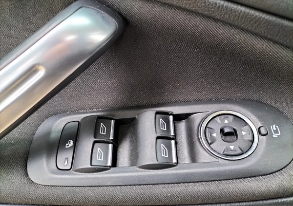 Ford S-Max cena 44000 przebieg: 246100, rok produkcji 2014 z Płock małe 631